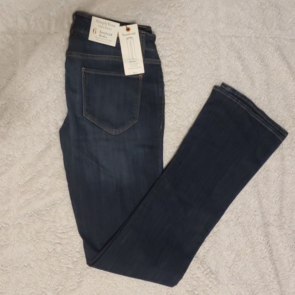 Vera Wang Mid Rise Bootcut Jean NWT